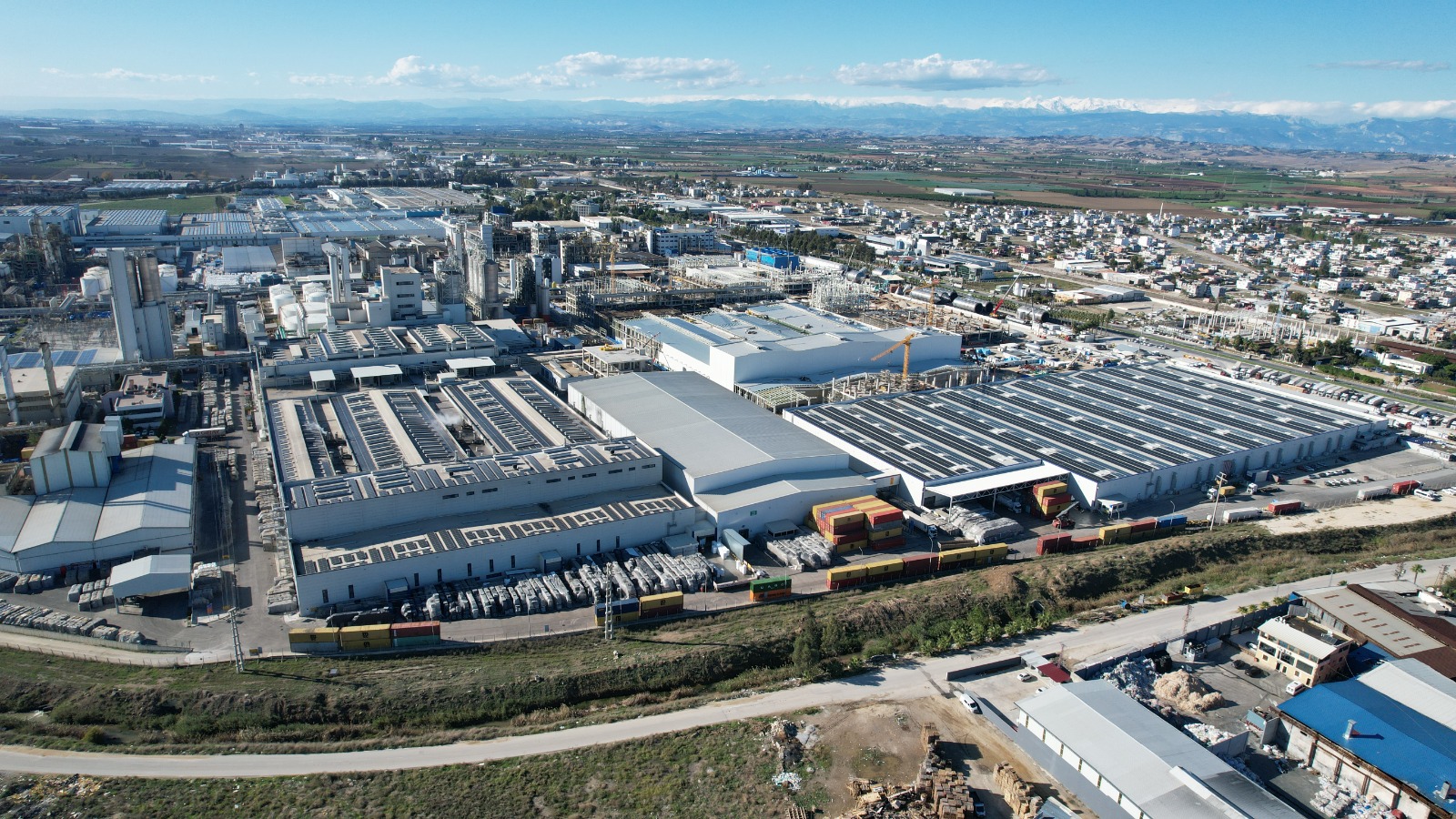 Blog yazısı SASA Polyester'den 2024'te iki büyük tesisiçin resim