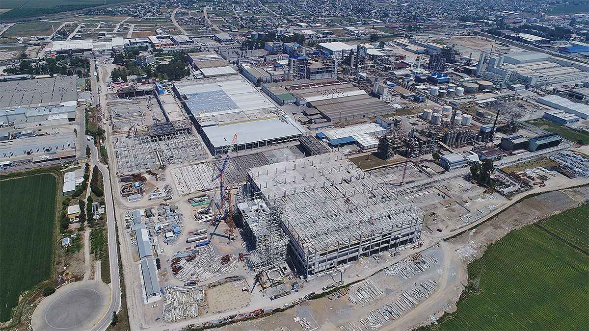 Blog yazısı thyssenkrupp, SASA için Türkiye'nin en büyük polyester üretim tesislerinden birini faaliyete geçirdi.için resim
